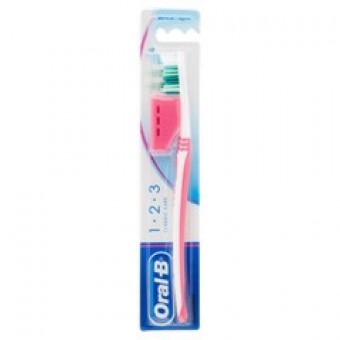 SPAZZ. ORAL B 40 CLASSICMEDIO